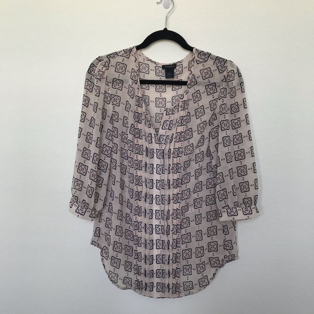 Ann Taylor Light Pink Floral 3/4 Sleeve Blouse